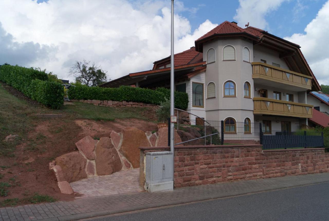 Ferienwohnung Bleifuss Altenbuch Dış mekan fotoğraf